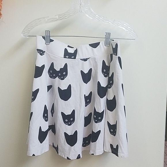 H&M Dresses & Skirts - Cat Skirt